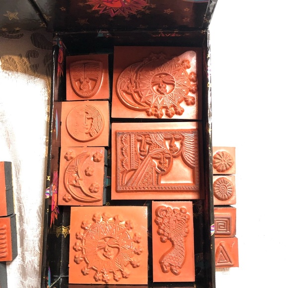 Laurel Burch Stamp Kit Box - Picture 8 of 16